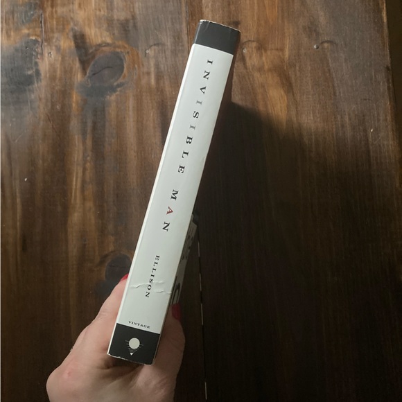 Invisible Man by Ralph Ellison. Paperback. Great condition. - Picture 7 of 7
